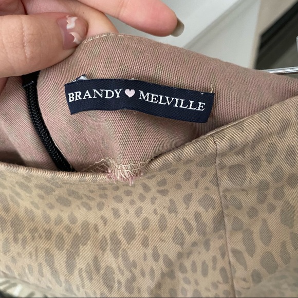 BRANDY MELVILLE Tan Leopard Mini Skirt - Picture 4 of 10